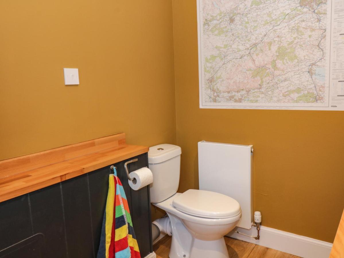 Feus Holiday Cottage 오치터라더 외부 사진